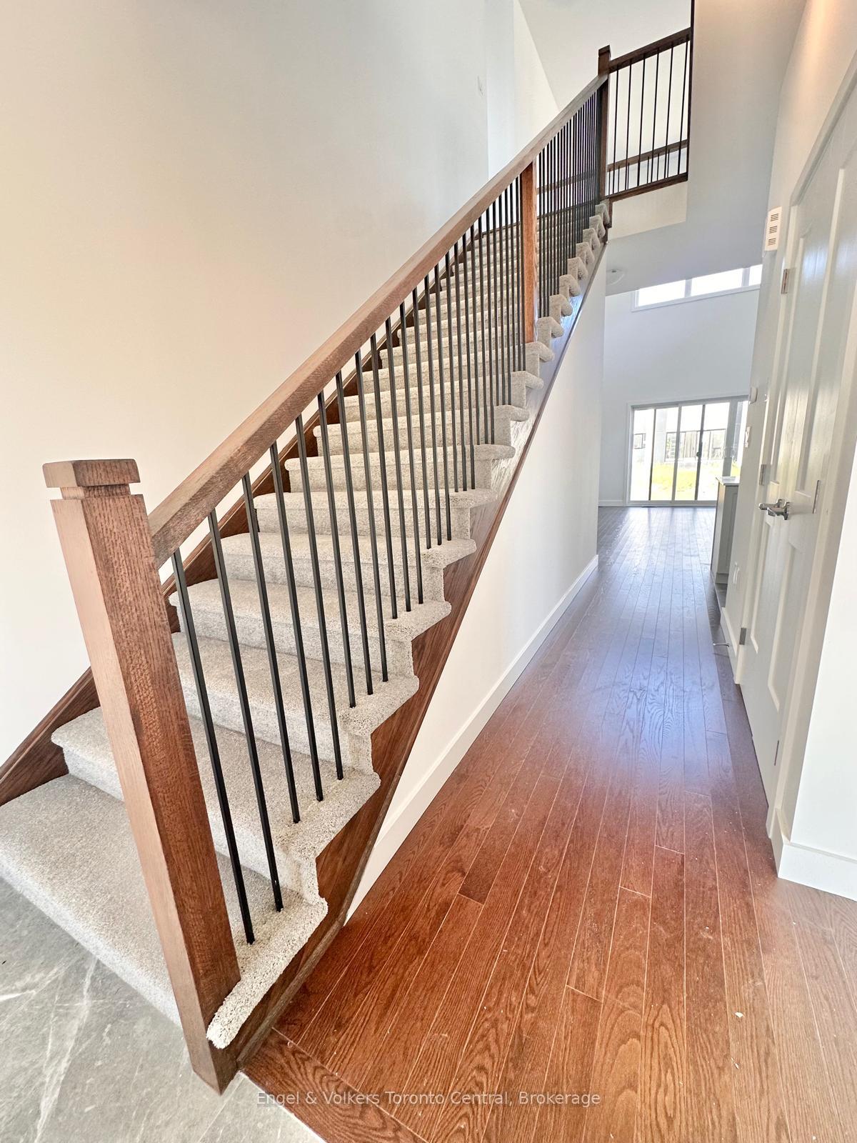 Photo 12 of 184 Stoneleigh Drive, Blue Mountains — HOMEH