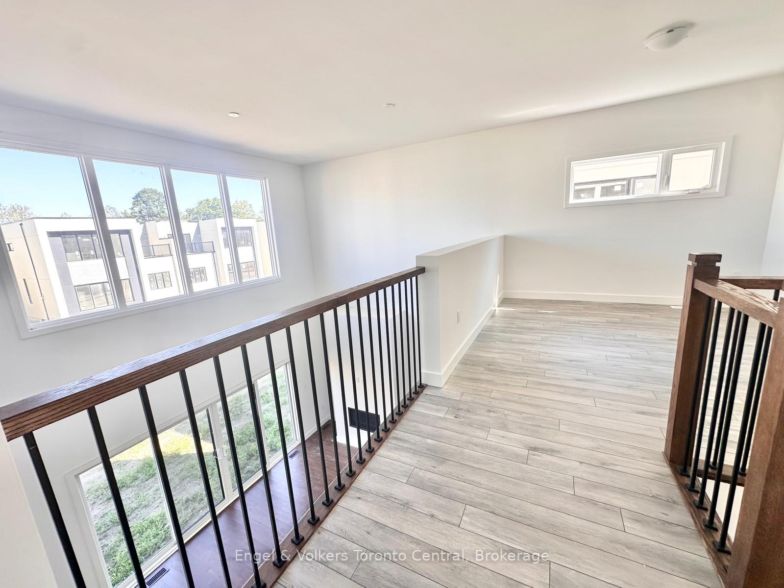Photo 13 of 184 Stoneleigh Drive, Blue Mountains — HOMEH