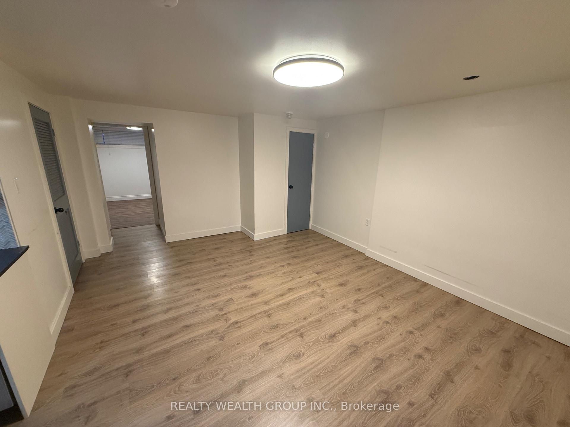 Photo 10 of Unit Bsmt, 82 Elvaston Drive, North York, Victoria Village — HOMEH