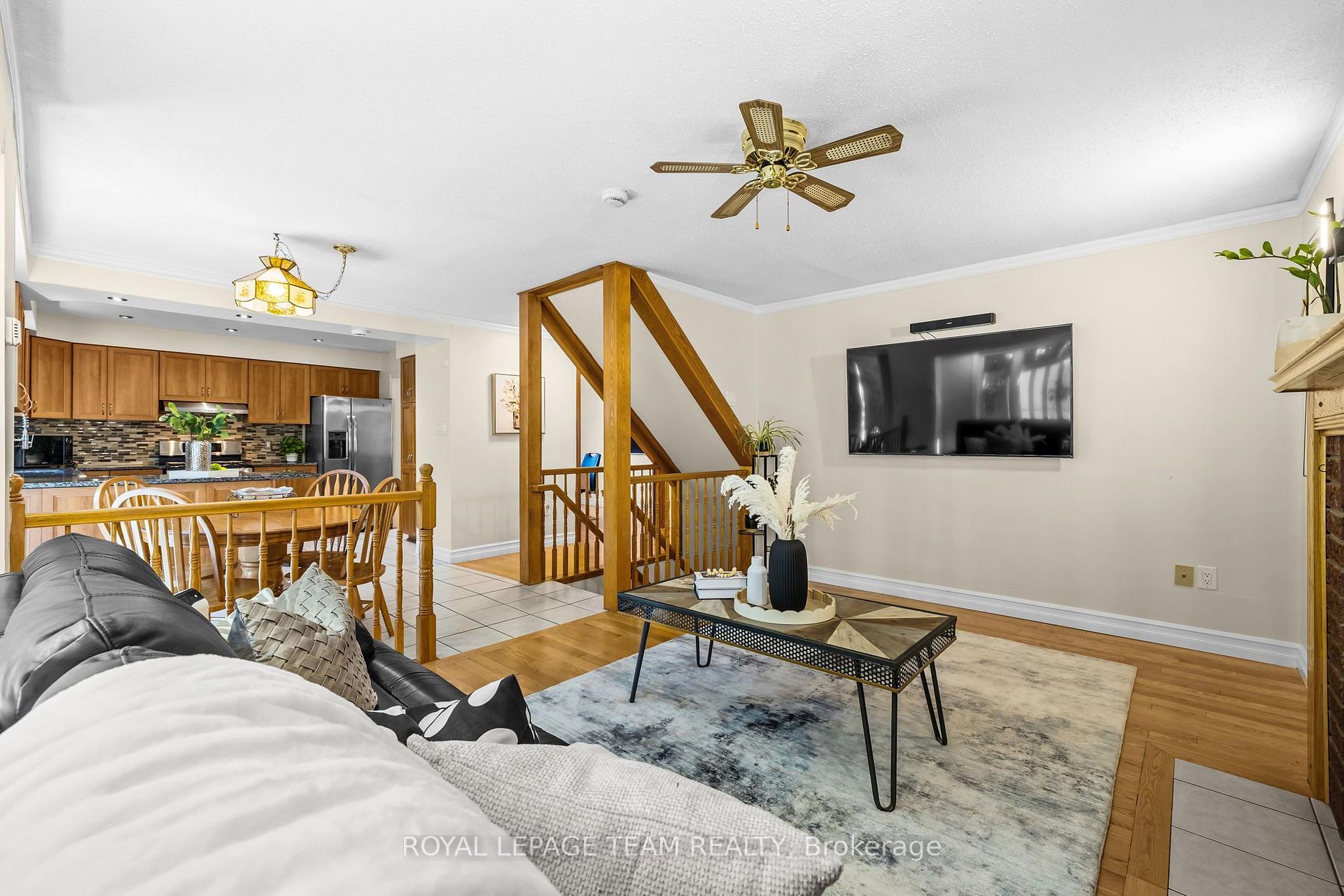 Photo 11 of 1040 Karsh Drive, Ottawa, Hunt Club Park — HOMEH
