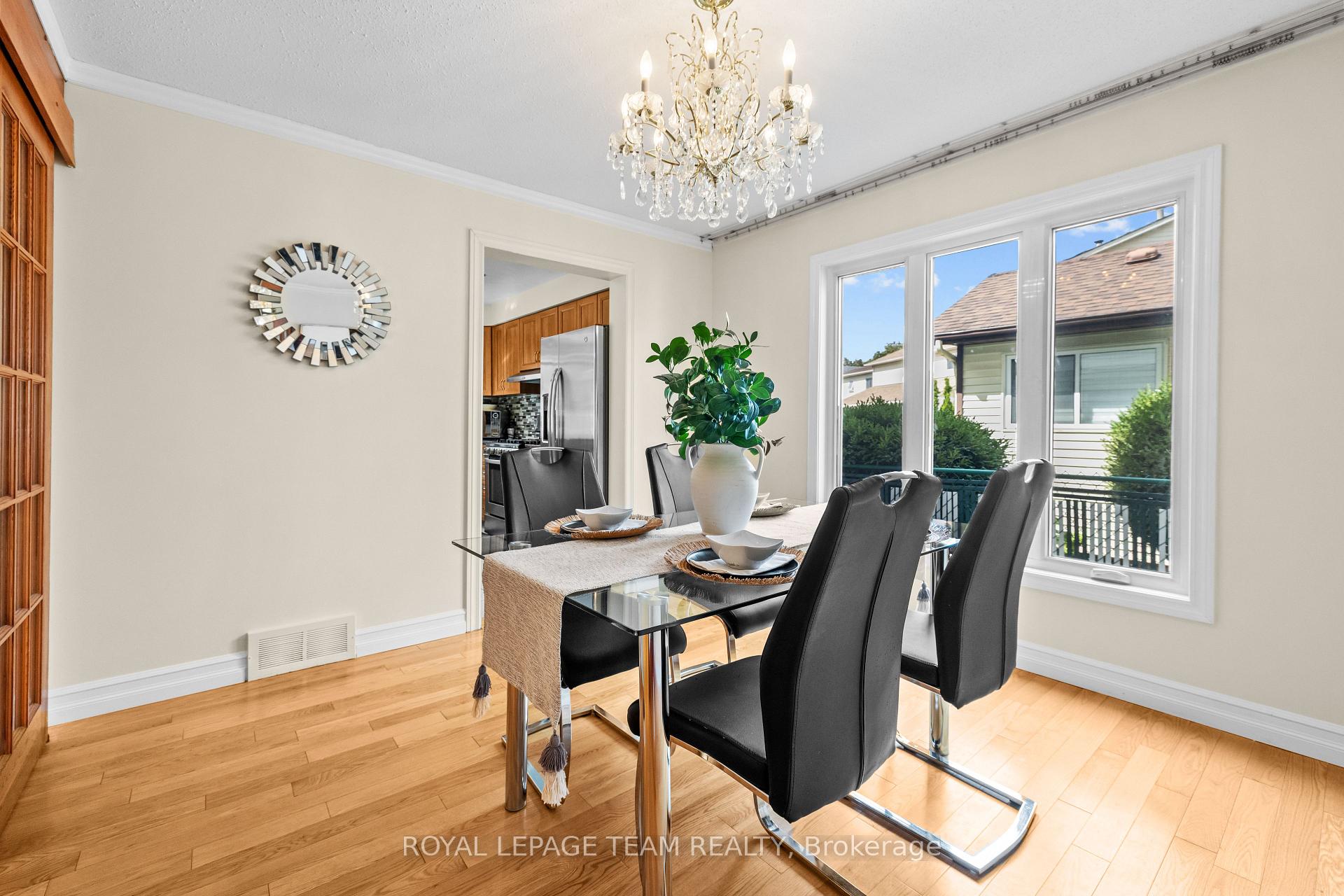 Photo 16 of 1040 Karsh Drive, Ottawa, Hunt Club Park — HOMEH