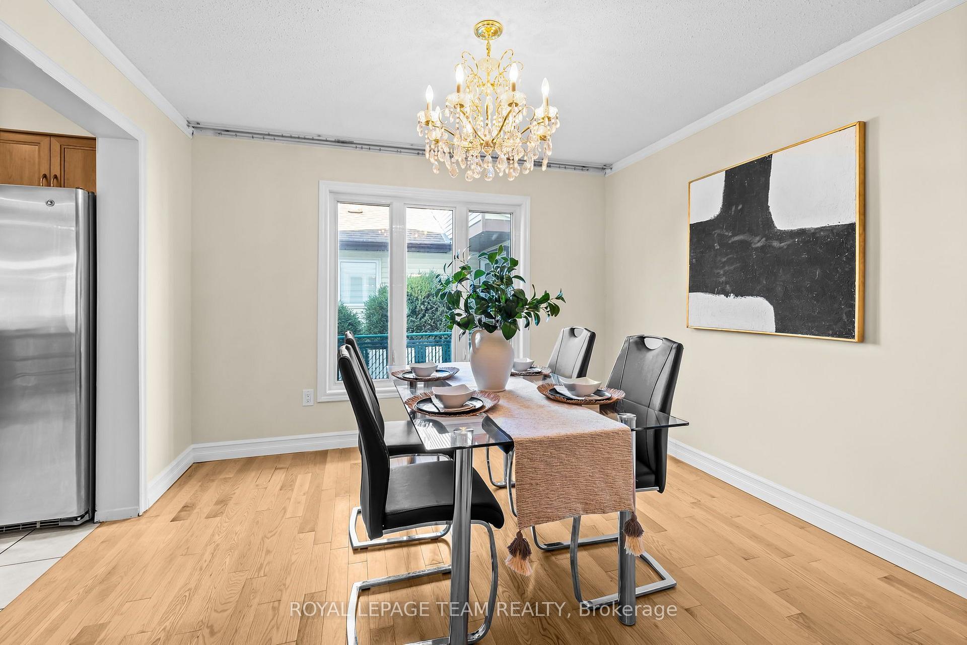Photo 17 of 1040 Karsh Drive, Ottawa, Hunt Club Park — HOMEH