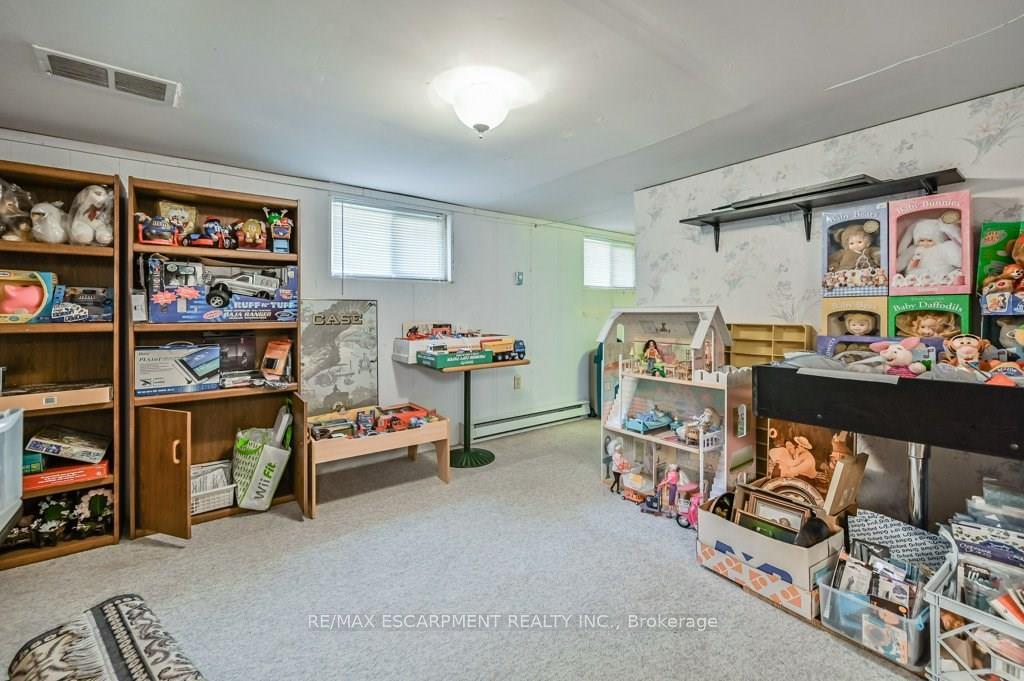 Photo 20 of 641 Limeridge Road E, Hamilton, Thorner — HOMEH