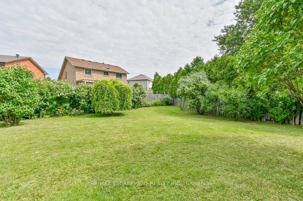 Photo 28 of 641 Limeridge Road E, Hamilton, Thorner — HOMEH