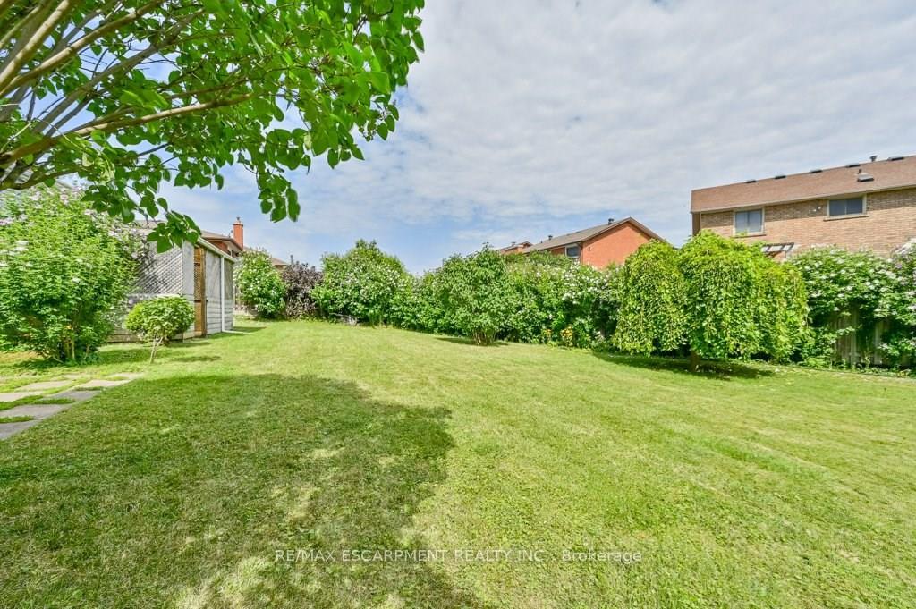 Photo 29 of 641 Limeridge Road E, Hamilton, Thorner — HOMEH