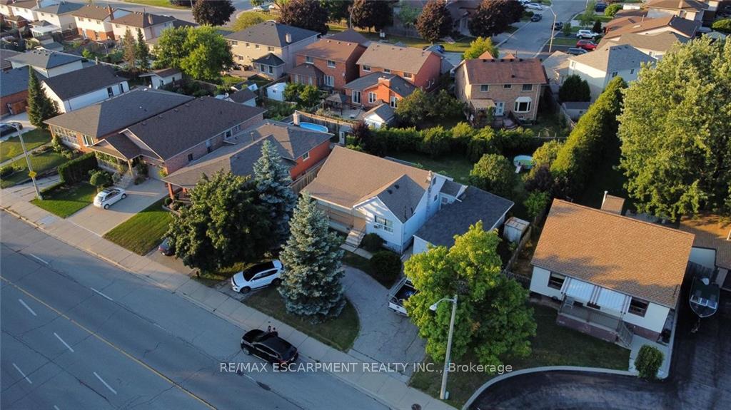 Photo 41 of 641 Limeridge Road E, Hamilton, Thorner — HOMEH