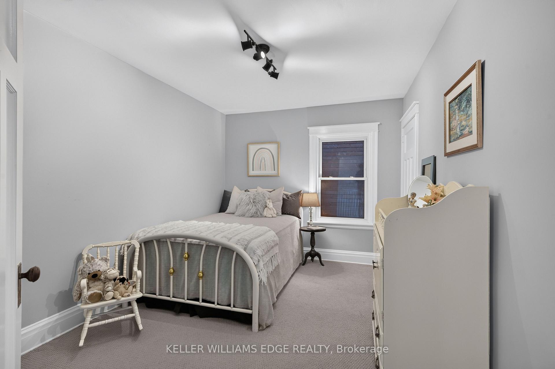 Photo 15 of 147 Melrose Avenue N, Hamilton, Stipley — HOMEH