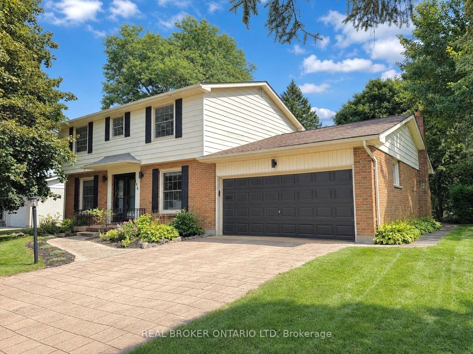 Front of 196 Wychwood Park