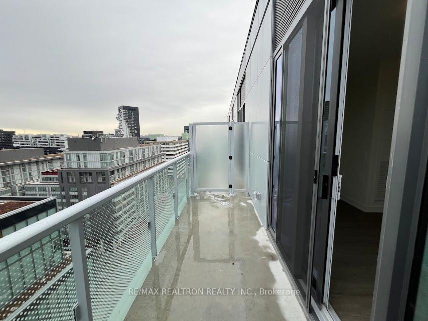 Photo 9 of Unit 1301, 425 Front Street E, Toronto, Waterfront Communities — HOMEH