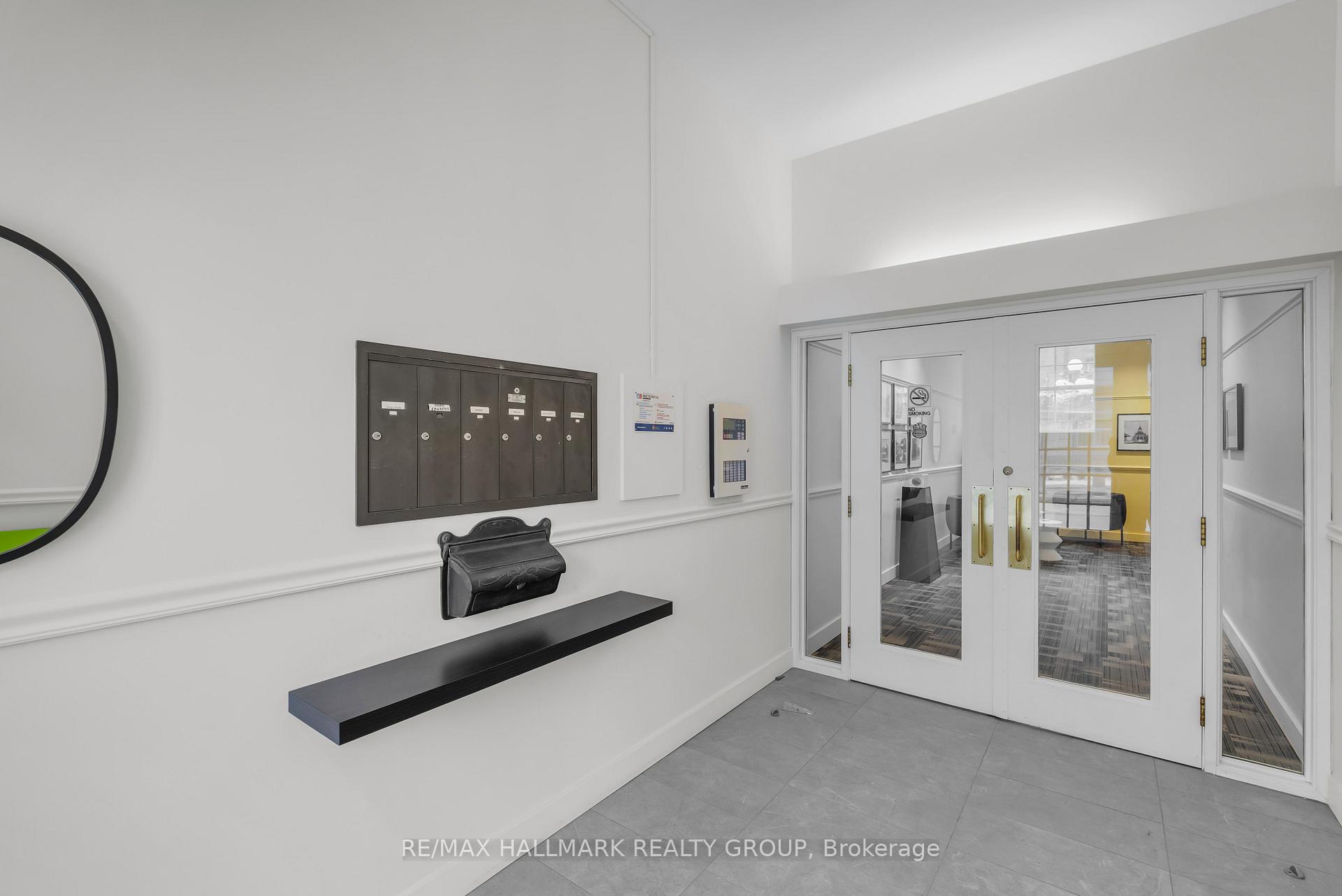 Photo 3 of Unit 4, 489 Sussex Drive, Ottawa, Lower Town/Byward Market — HOMEH