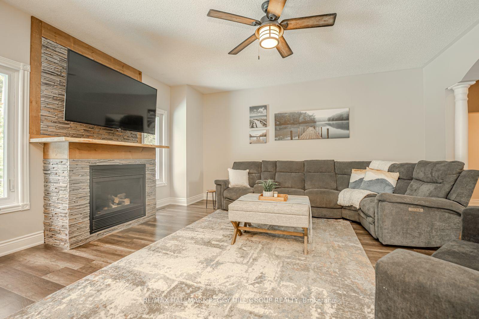 Photo 7 of 2 Purt Court, Barrie, Bayshore — HOMEH