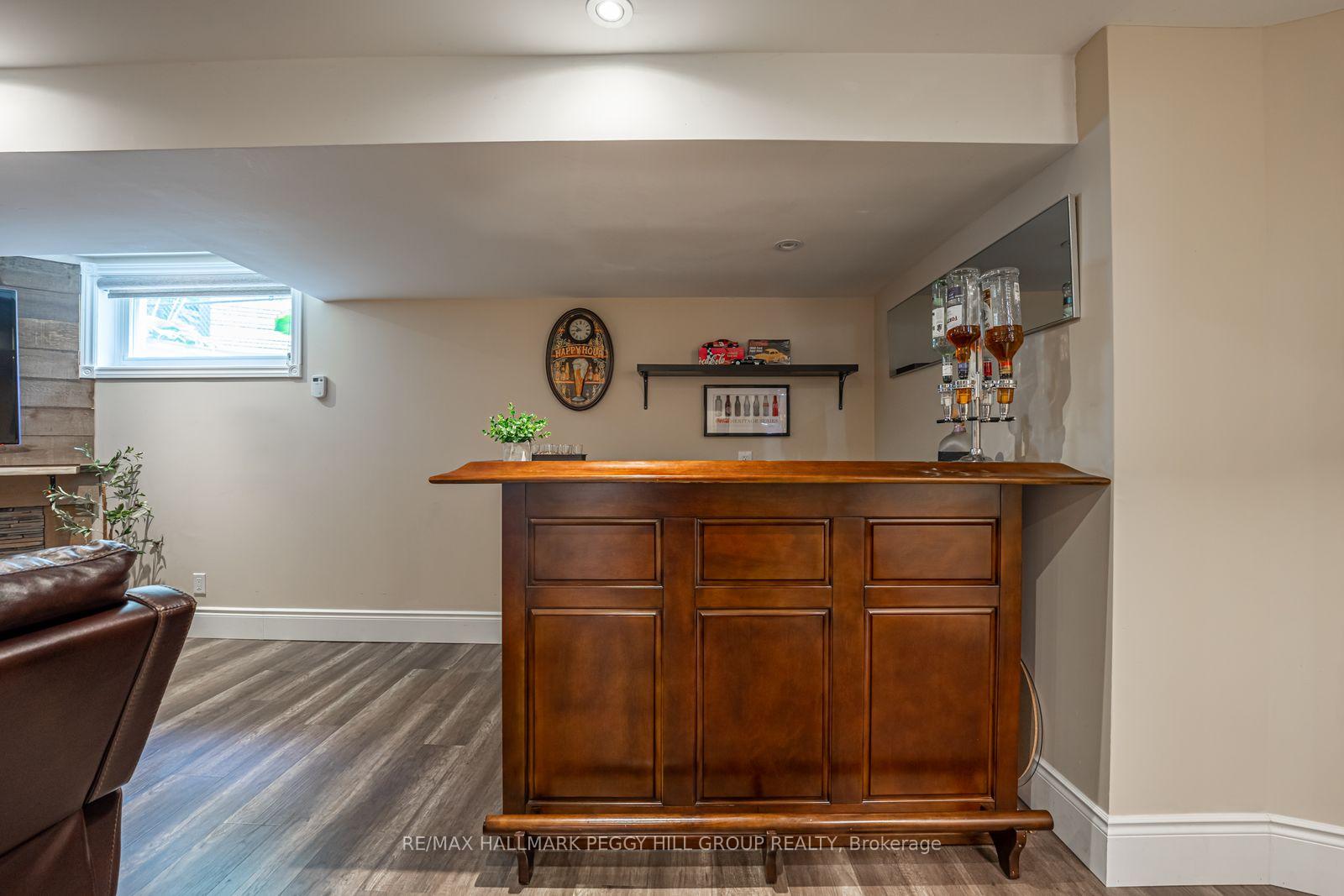 Photo 18 of 2 Purt Court, Barrie, Bayshore — HOMEH