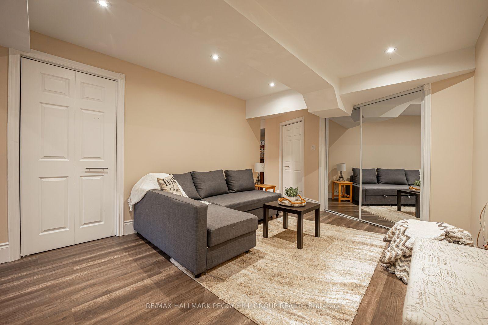 Photo 19 of 2 Purt Court, Barrie, Bayshore — HOMEH