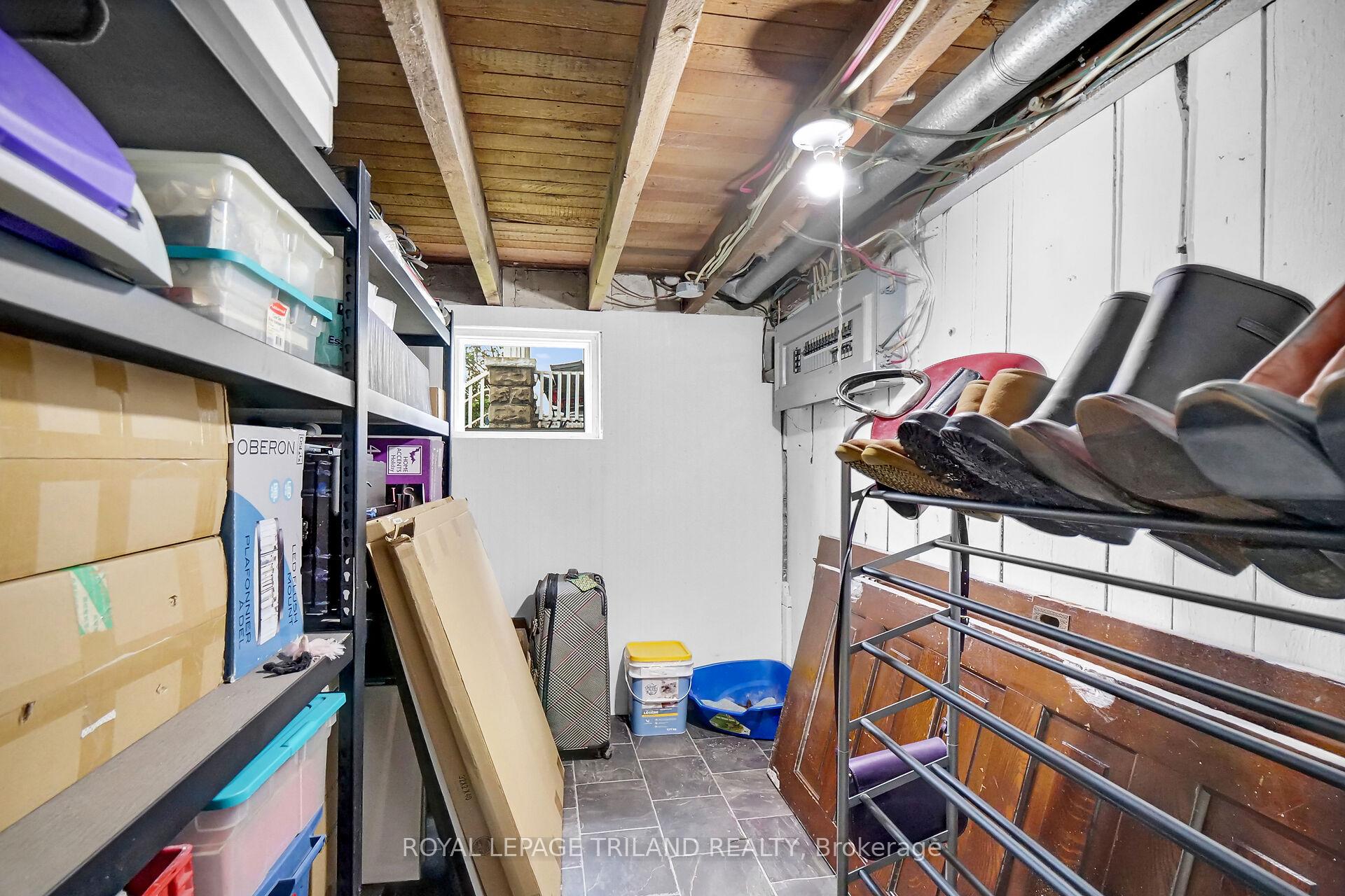 Photo 32 of 86 Kains Street, St. Thomas — HOMEH