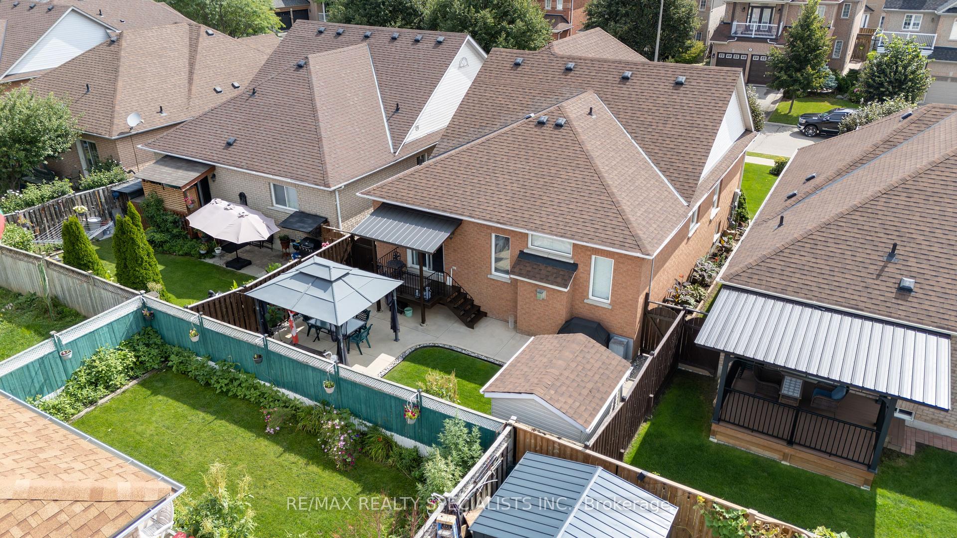 Photo 22 of 66 Ryegrass Crescent, Brampton, Snelgrove — HOMEH