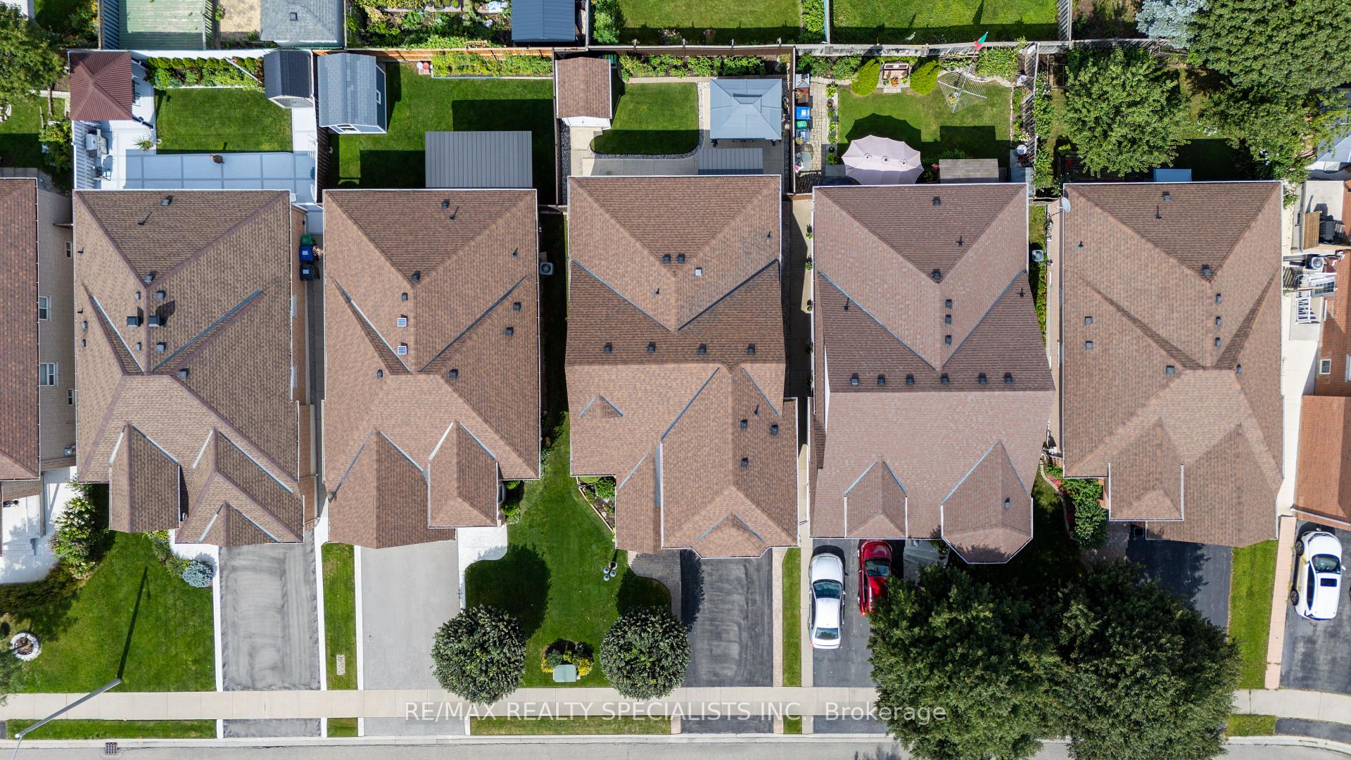 Photo 23 of 66 Ryegrass Crescent, Brampton, Snelgrove — HOMEH