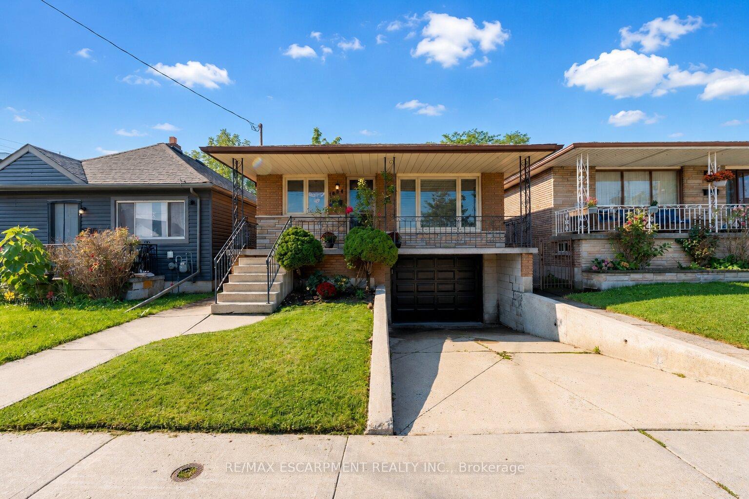 Photo 1 of 1894 Main Street E, Hamilton, McQuesten — HOMEH
