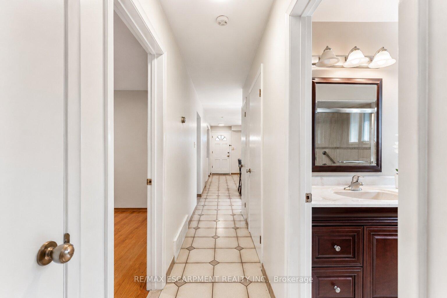 Photo 11 of 1894 Main Street E, Hamilton, McQuesten — HOMEH