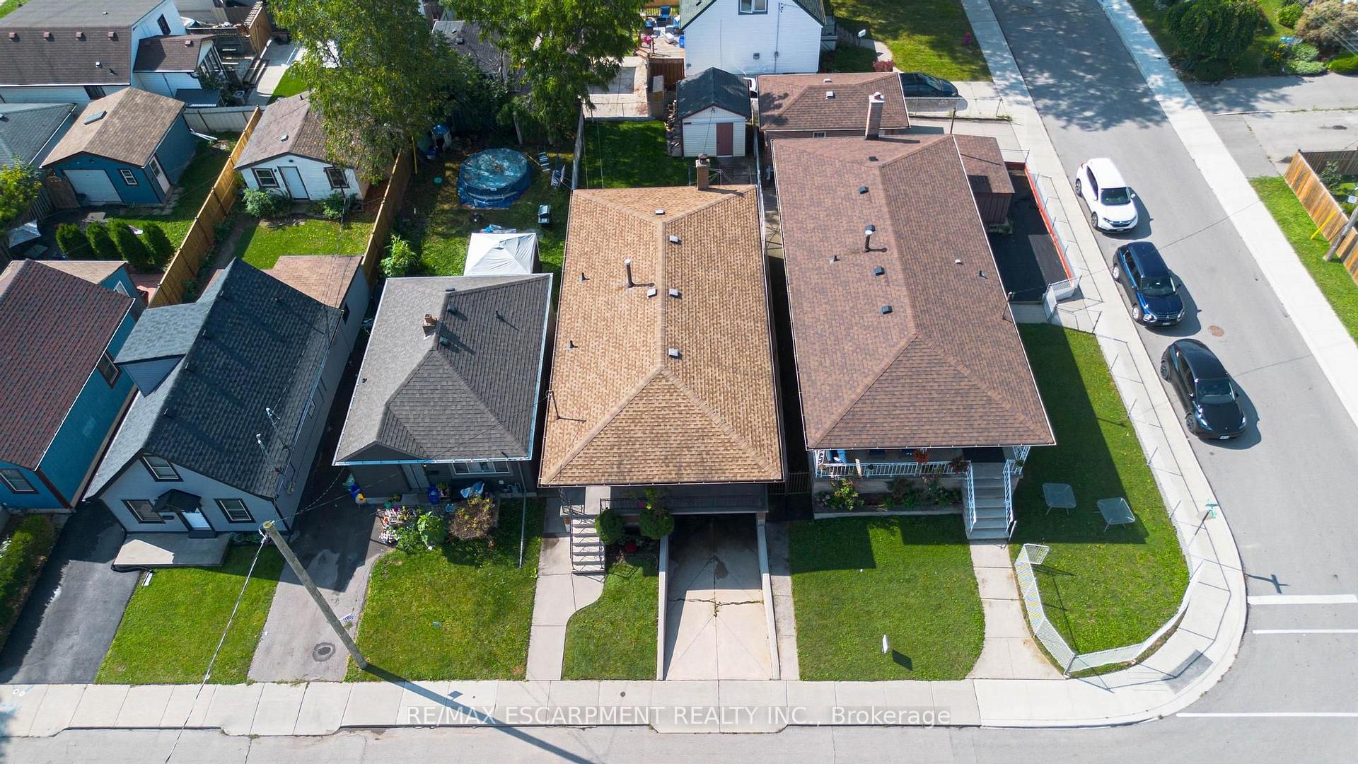 Photo 35 of 1894 Main Street E, Hamilton, McQuesten — HOMEH