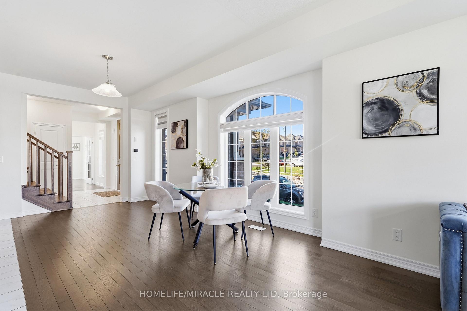 Photo 10 of 171 Broadacre Drive, Kitchener, Pioneer Park — HOMEH