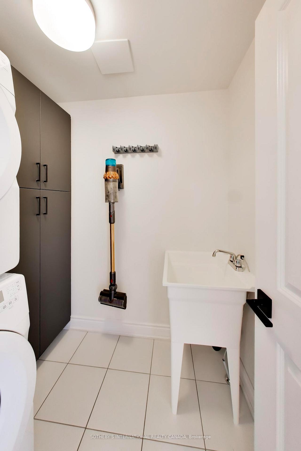 Photo 33 of Unit 30, 80 Daisy Avenue, Etobicoke, Long Branch — HOMEH