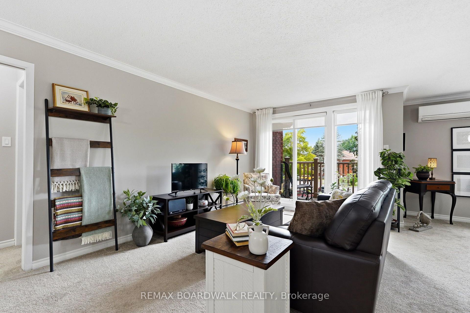 Photo 9 of Unit 209, 1760 Cabaret Lane, Ottawa, Fallingbrook/Pineridge — HOMEH