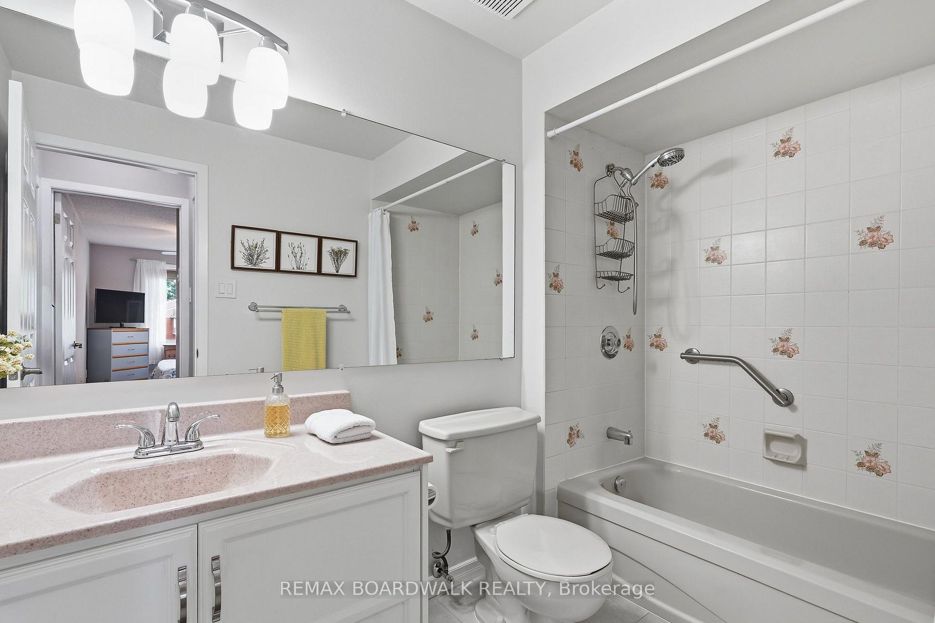 Photo 23 of Unit 209, 1760 Cabaret Lane, Ottawa, Fallingbrook/Pineridge — HOMEH