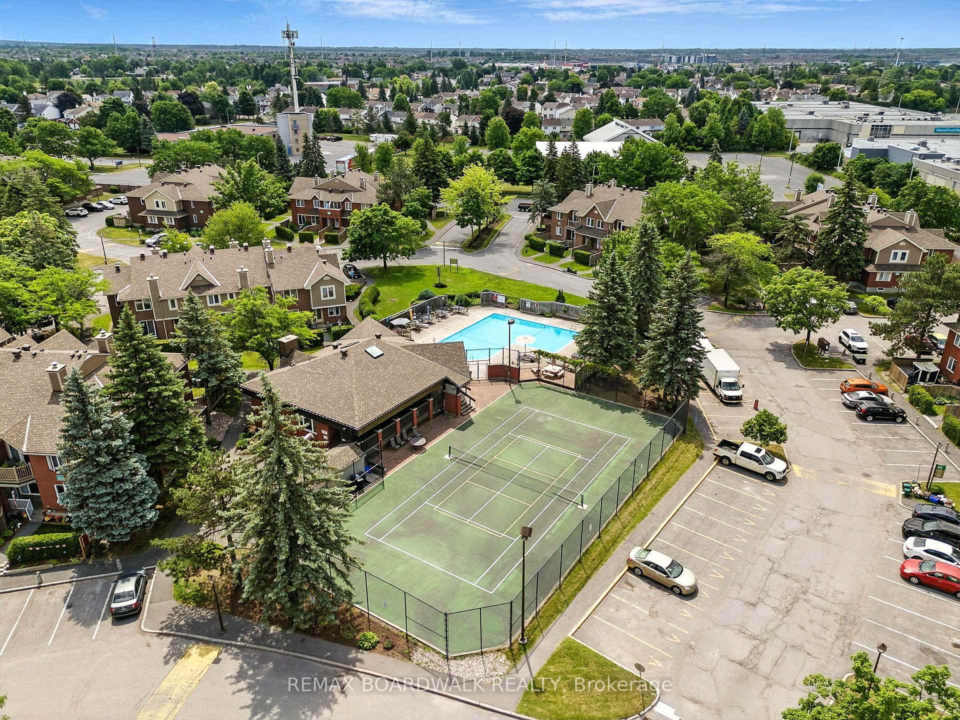 Photo 34 of Unit 209, 1760 Cabaret Lane, Ottawa, Fallingbrook/Pineridge — HOMEH