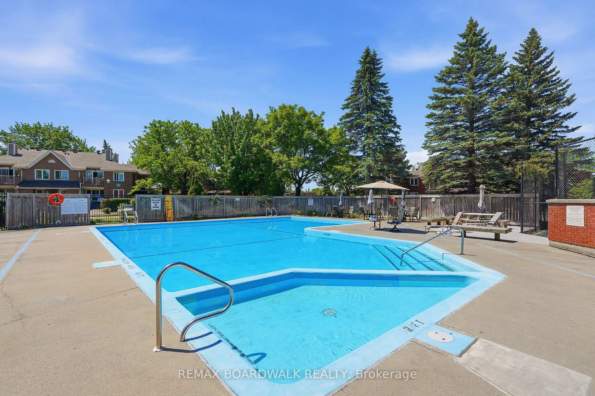 Photo 38 of Unit 209, 1760 Cabaret Lane, Ottawa, Fallingbrook/Pineridge — HOMEH