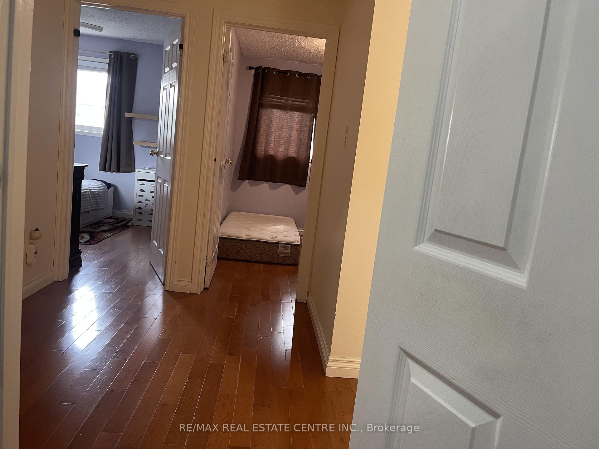 Photo 16 of 3223 Shadetree Drive, Mississauga, Meadowvale — HOMEH