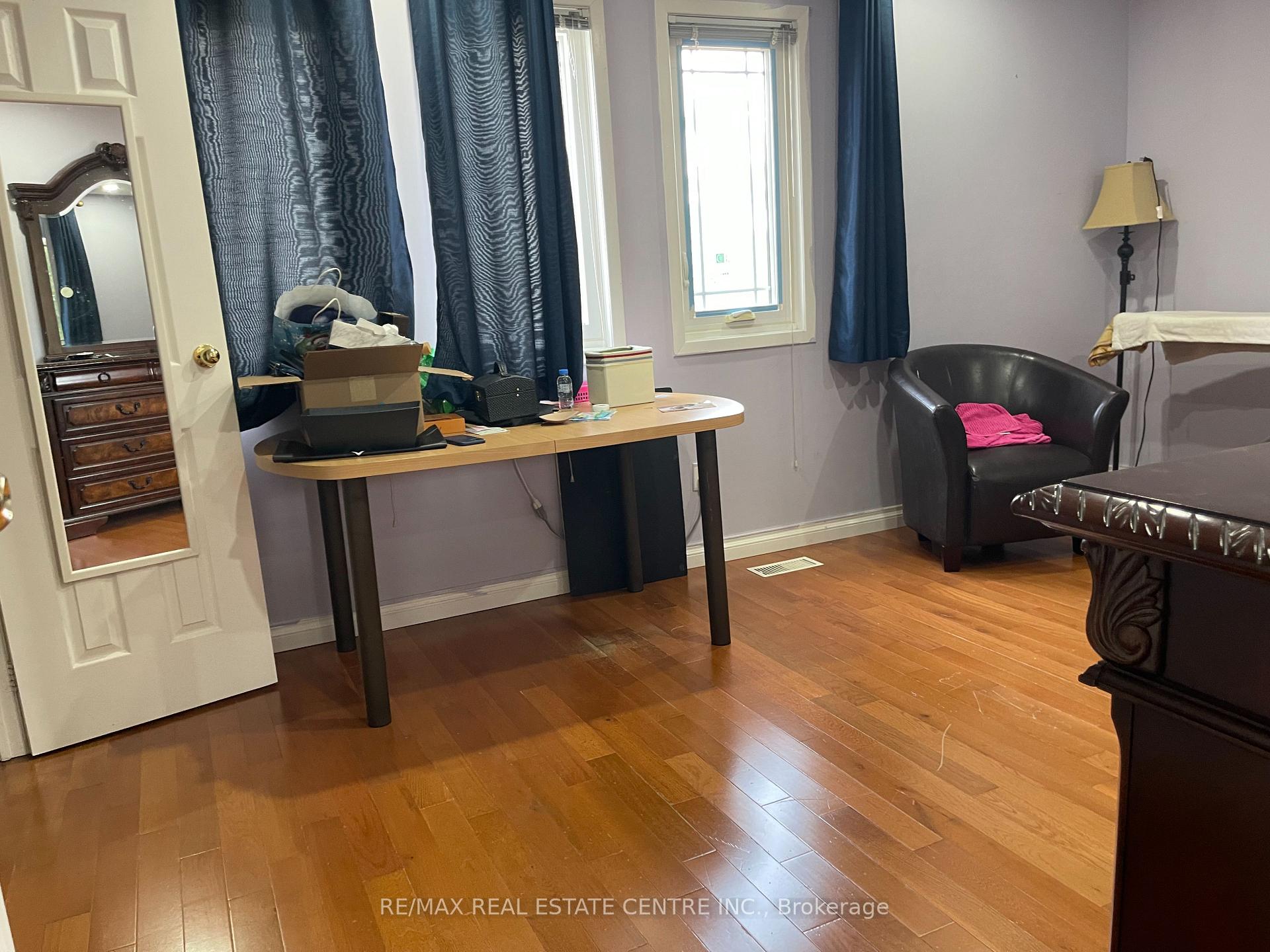 Photo 17 of 3223 Shadetree Drive, Mississauga, Meadowvale — HOMEH