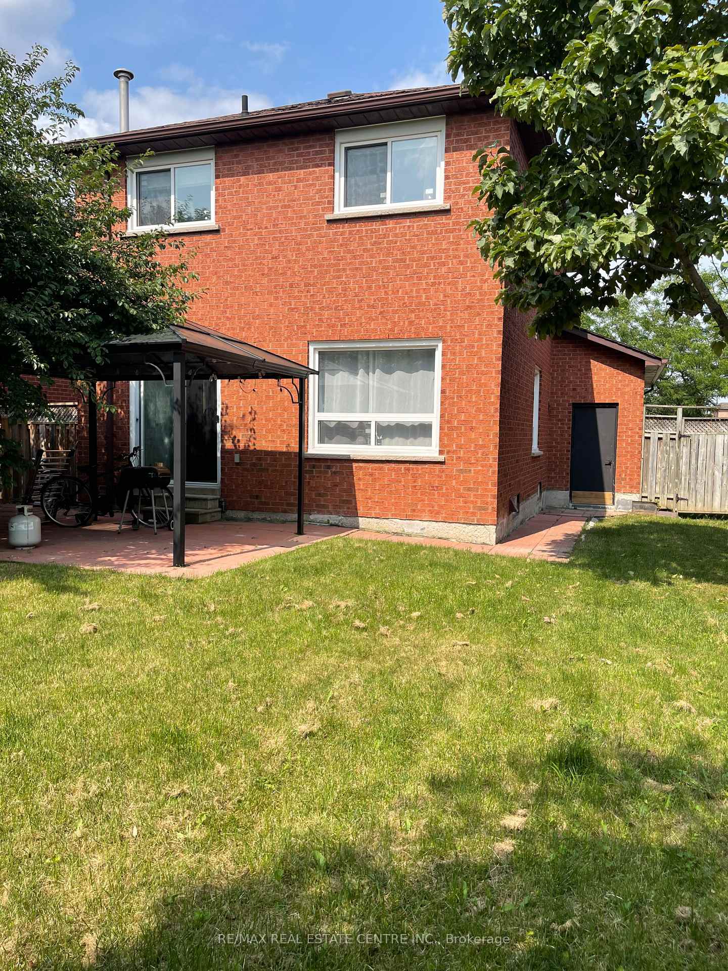 Photo 29 of 3223 Shadetree Drive, Mississauga, Meadowvale — HOMEH