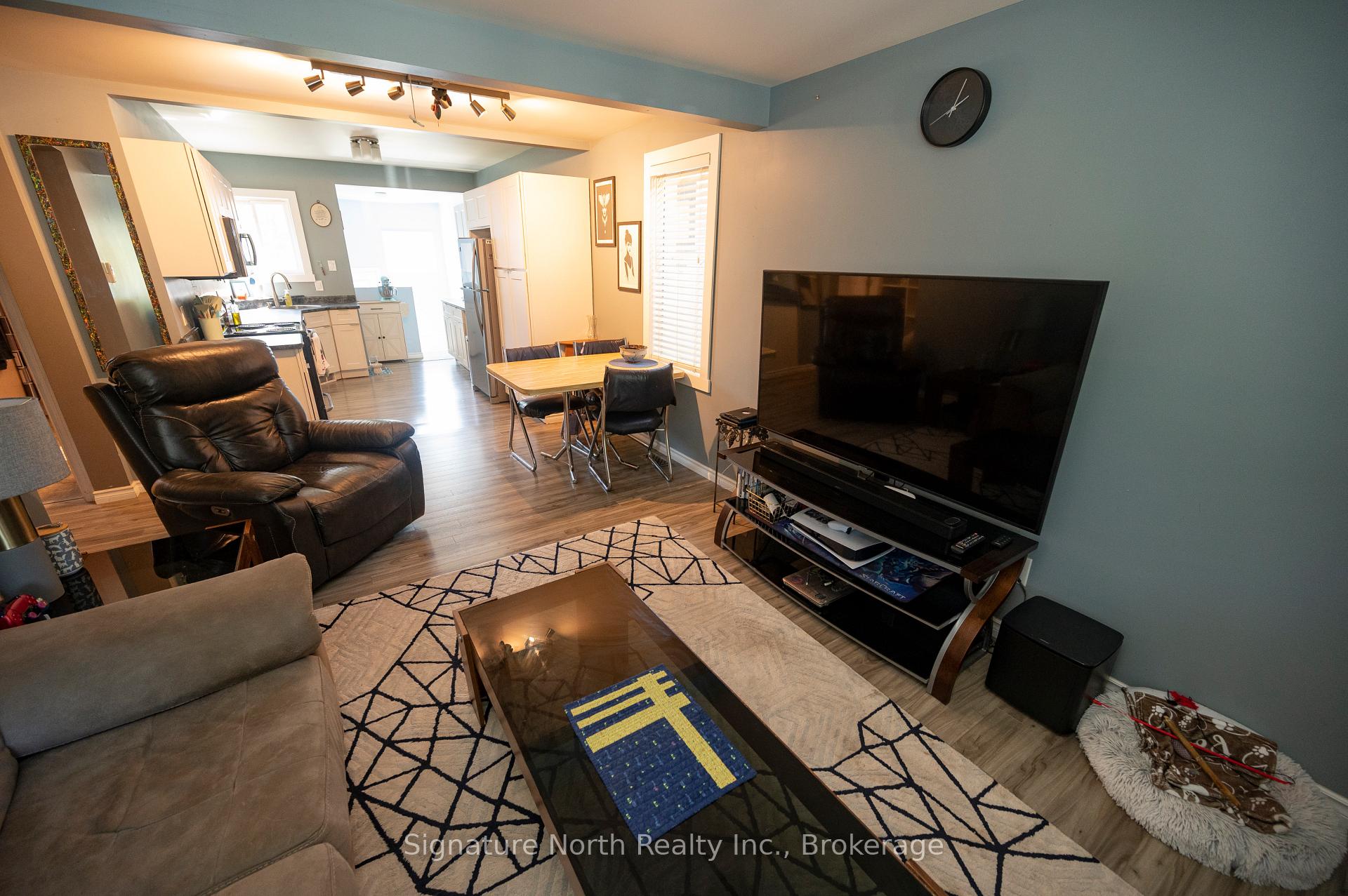 Photo 7 of 184 Mary Street E, Thunder Bay, Westfort — HOMEH