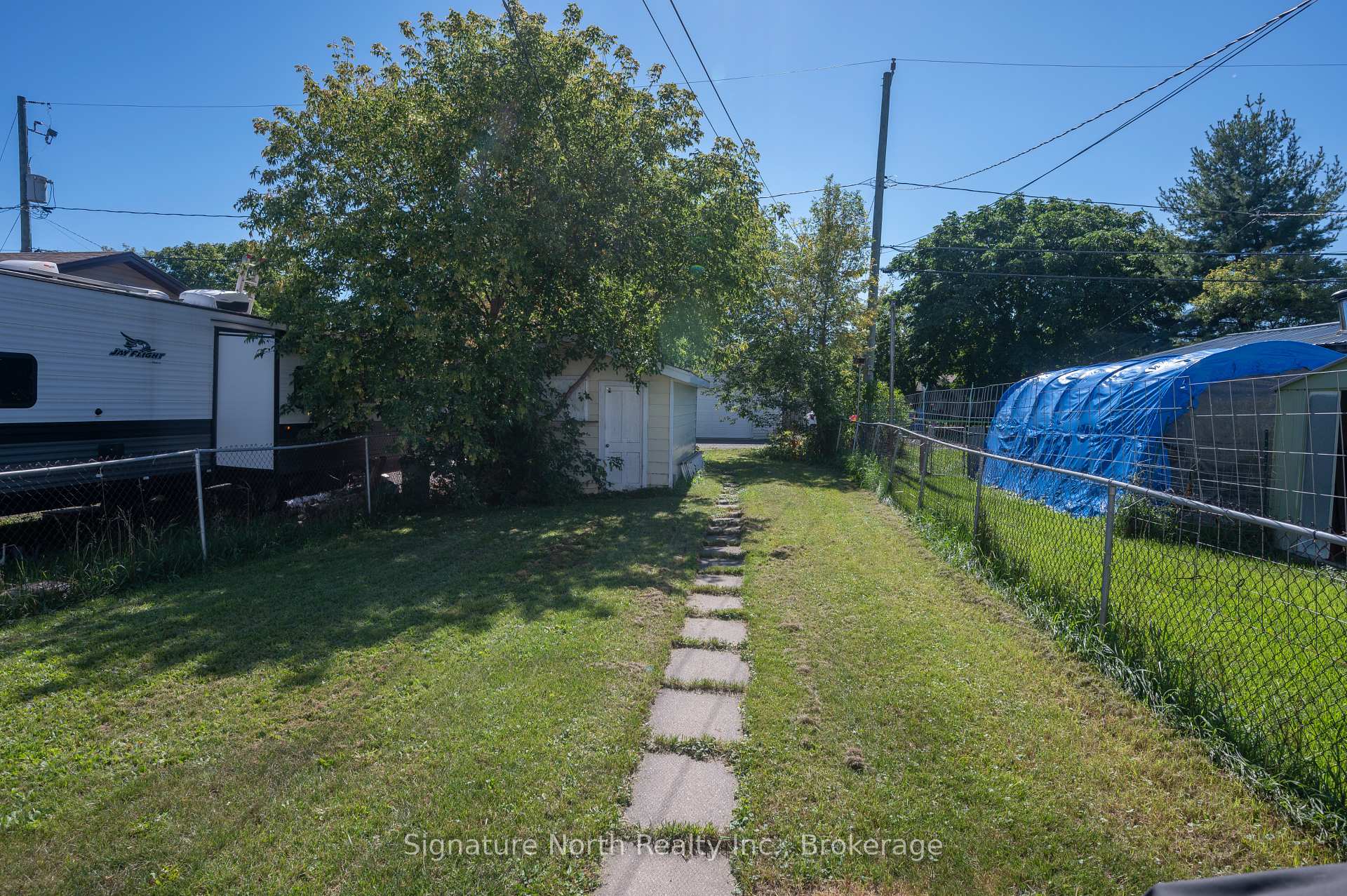 Photo 29 of 184 Mary Street E, Thunder Bay, Westfort — HOMEH
