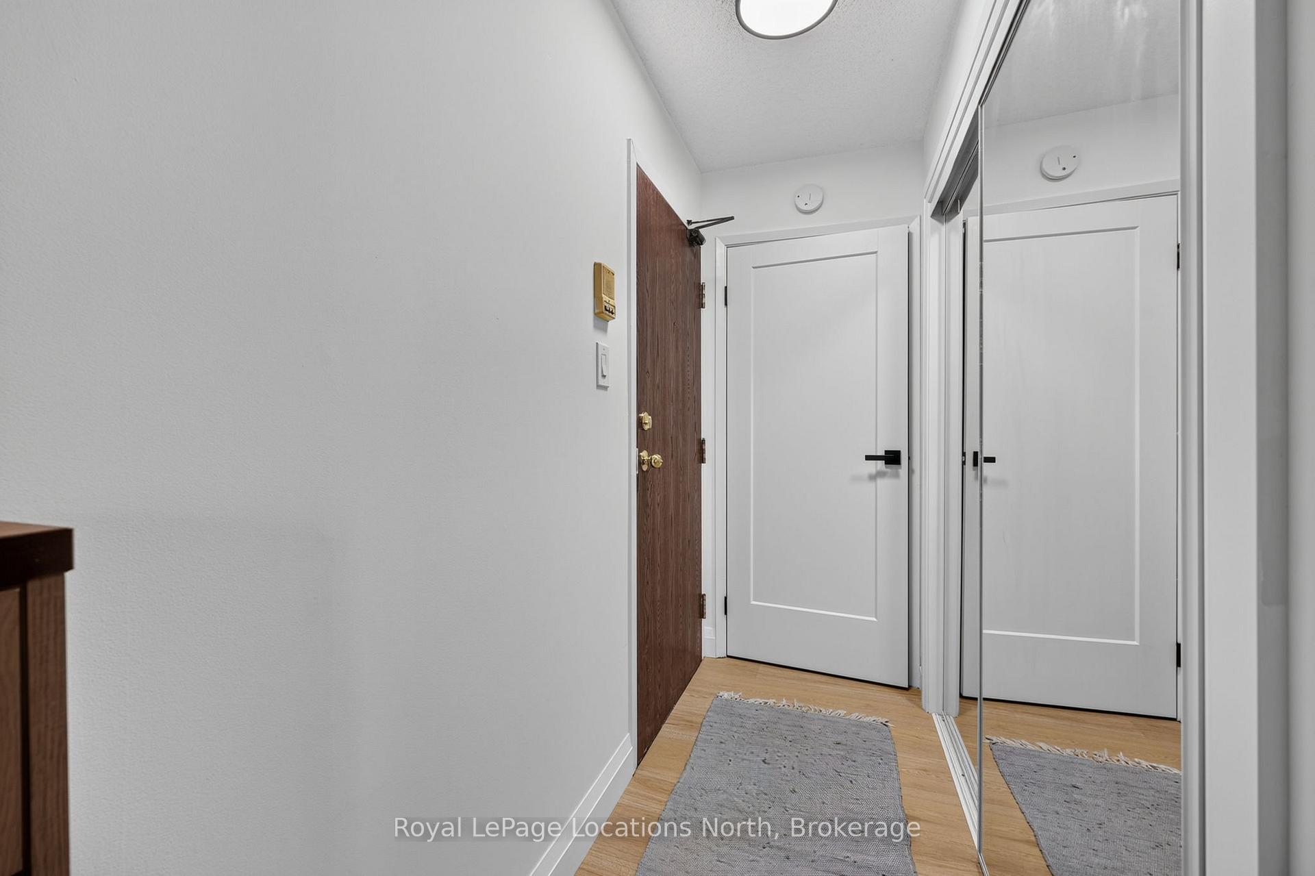 Photo 4 of Unit D7, 163 Edgehill Drive, Barrie, Letitia Heights — HOMEH