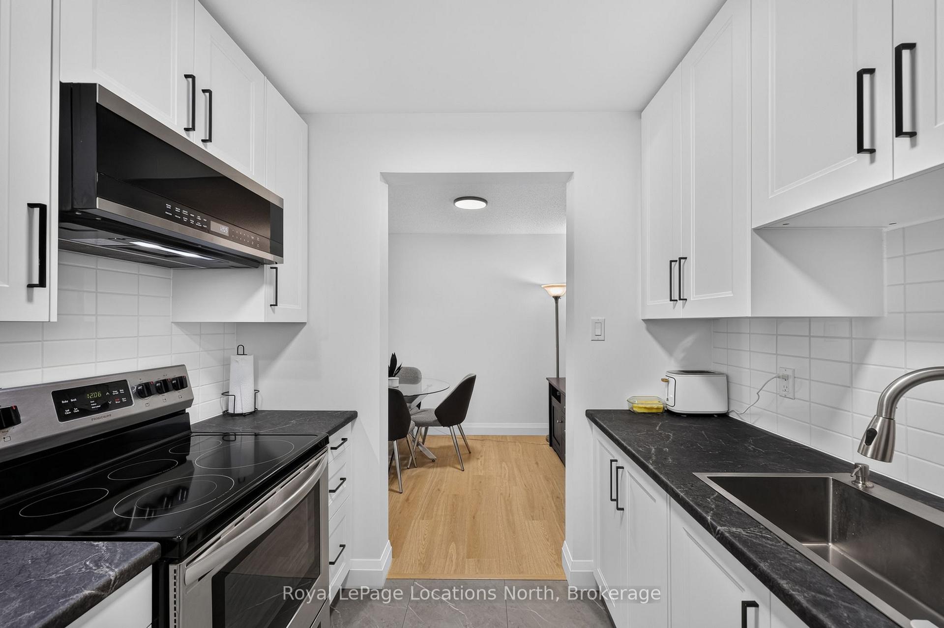 Photo 10 of Unit D7, 163 Edgehill Drive, Barrie, Letitia Heights — HOMEH