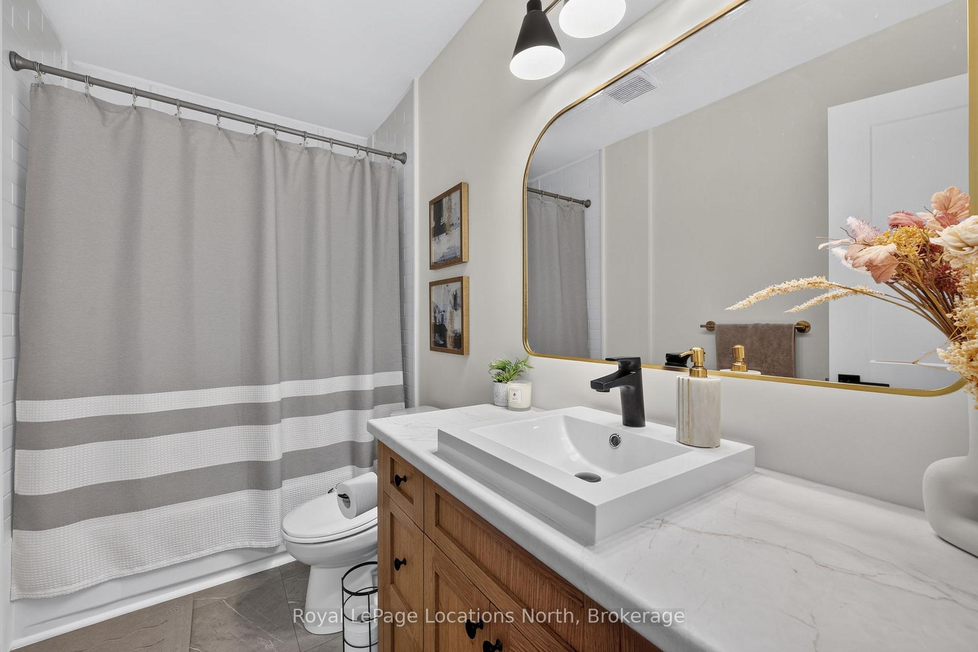 Photo 18 of Unit D7, 163 Edgehill Drive, Barrie, Letitia Heights — HOMEH