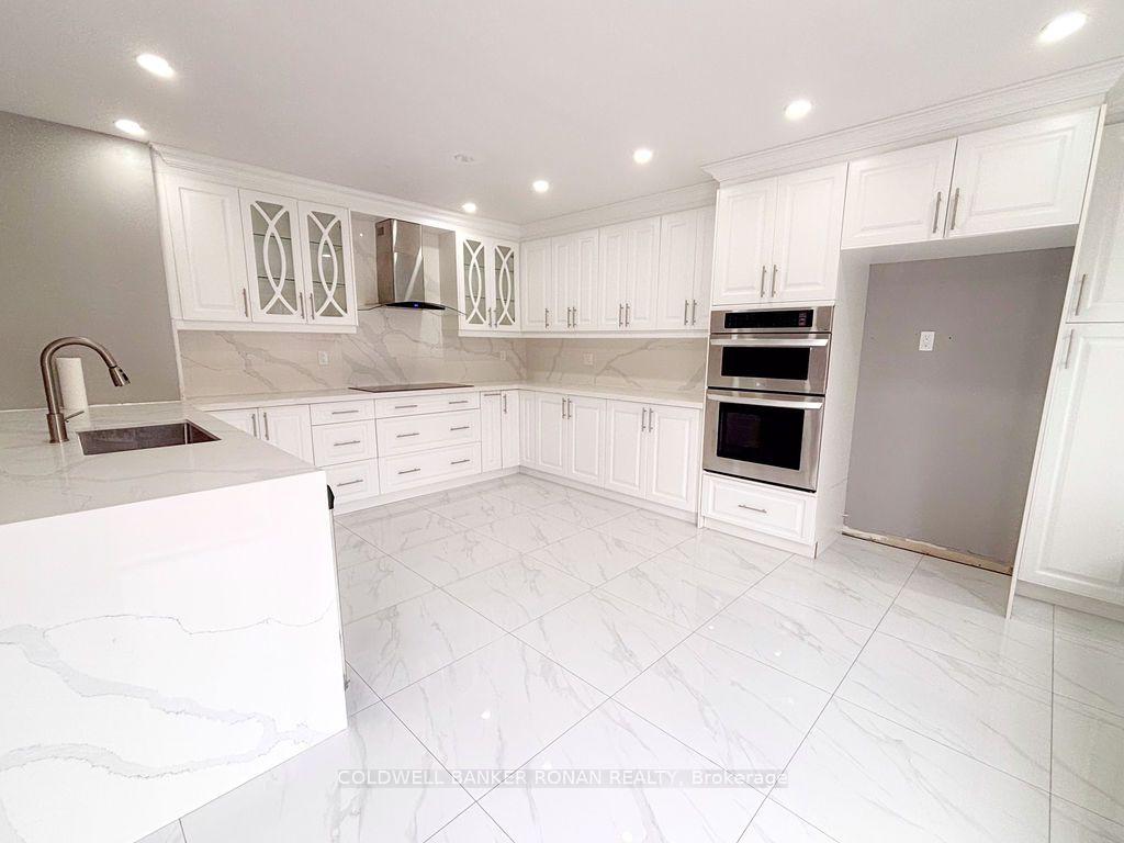 Photo 2 of 7 Kidd Crescent, New Tecumseth, Alliston — HOMEH