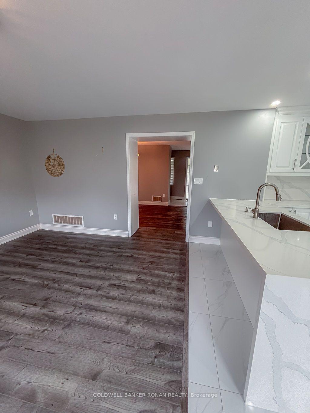 Photo 5 of 7 Kidd Crescent, New Tecumseth, Alliston — HOMEH