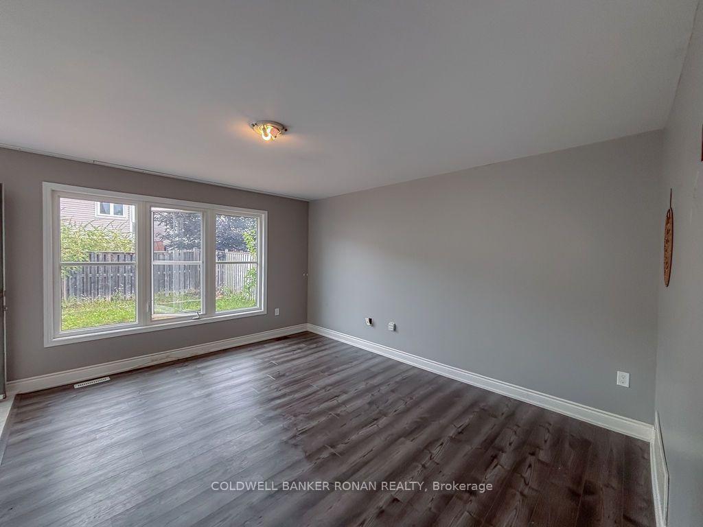 Photo 6 of 7 Kidd Crescent, New Tecumseth, Alliston — HOMEH