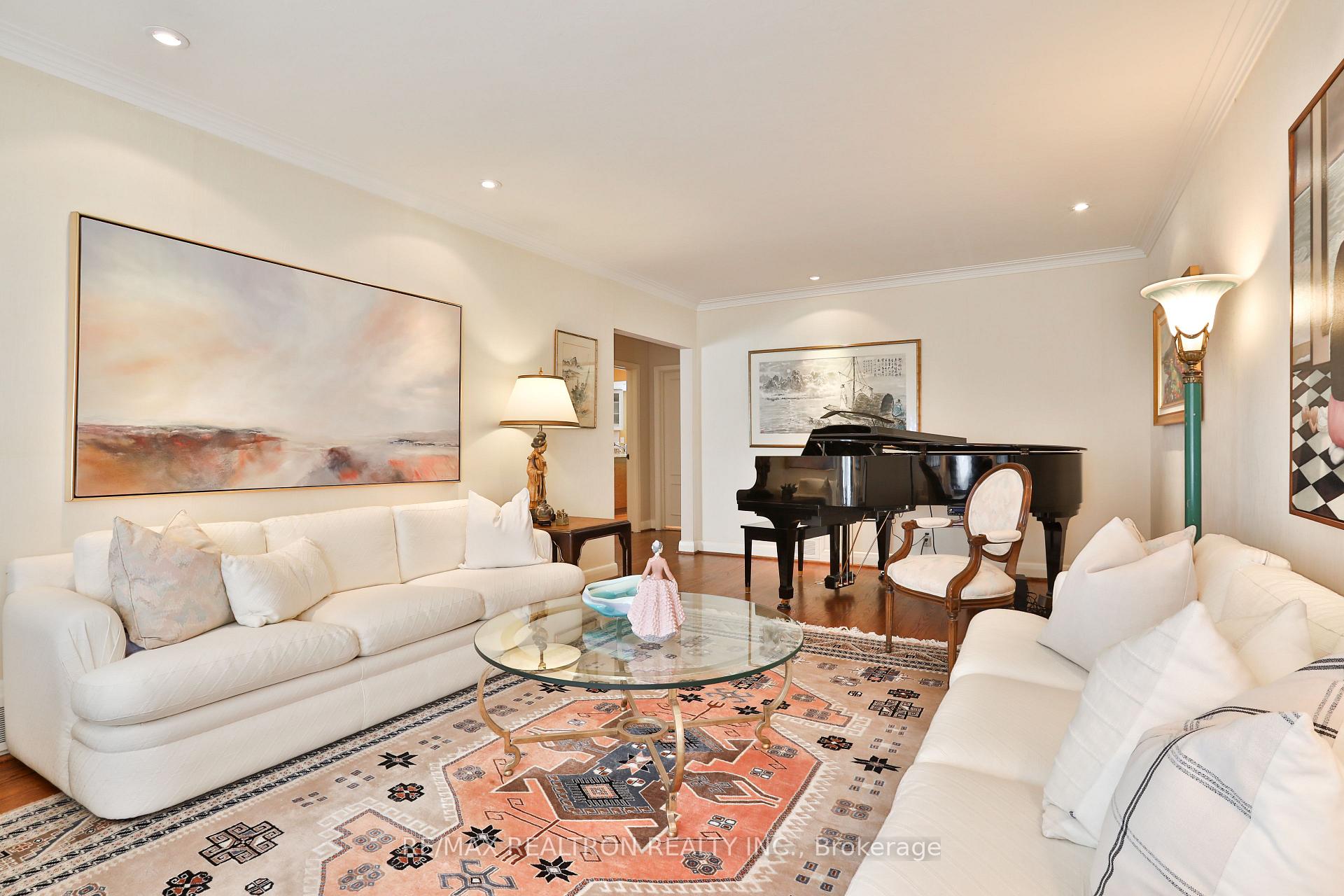 Photo 3 of 706 Briar Hill Avenue, Toronto, Forest Hill North — HOMEH