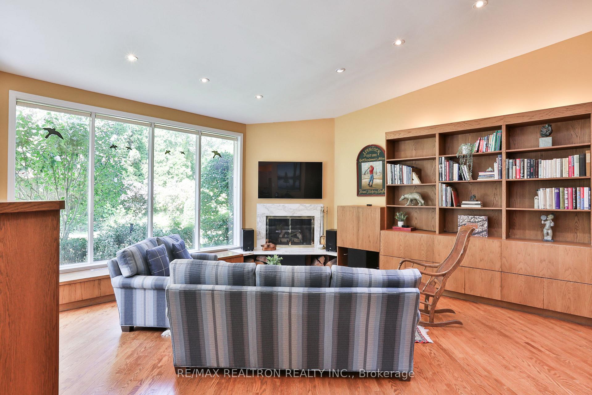 Photo 6 of 706 Briar Hill Avenue, Toronto, Forest Hill North — HOMEH