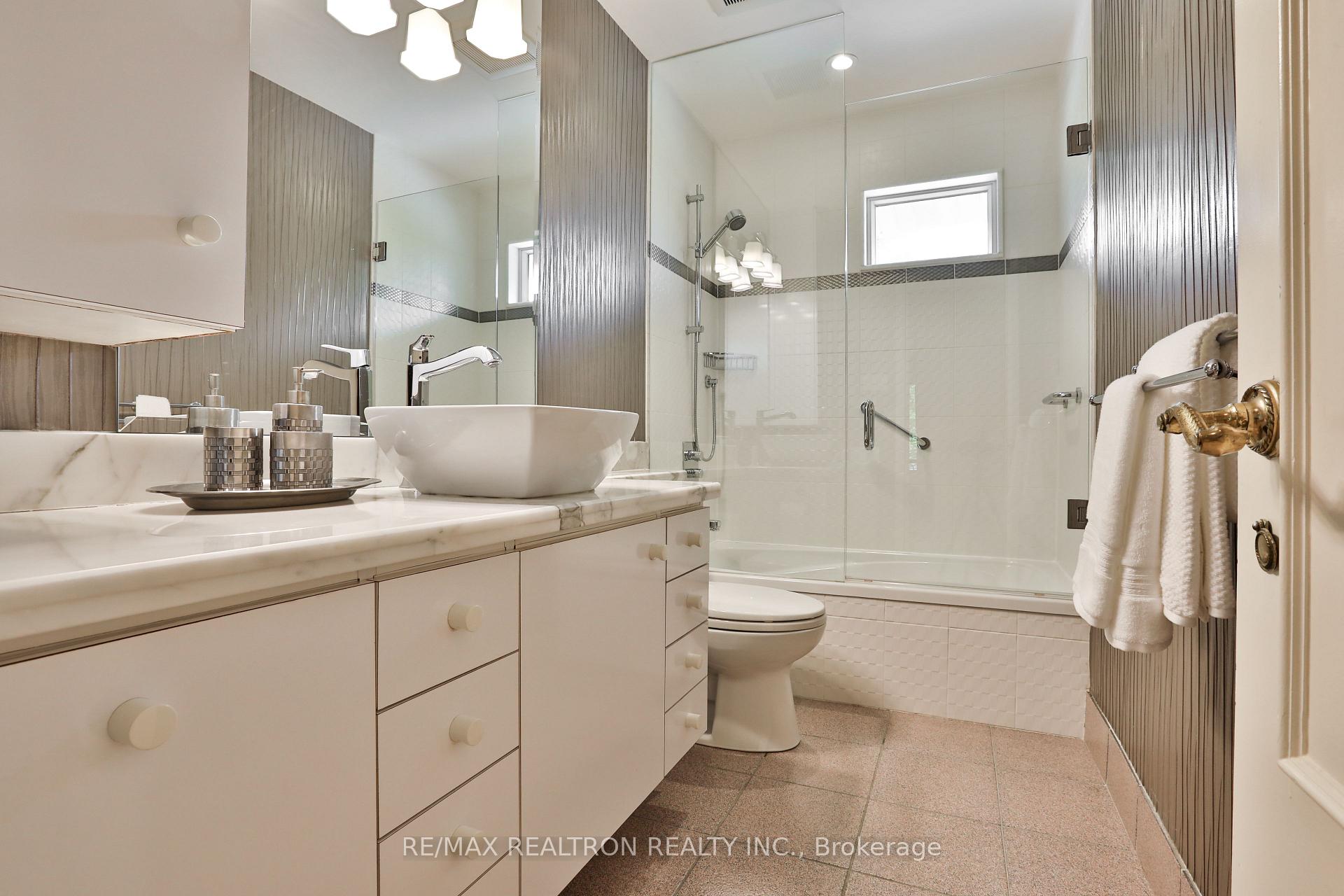 Photo 13 of 706 Briar Hill Avenue, Toronto, Forest Hill North — HOMEH