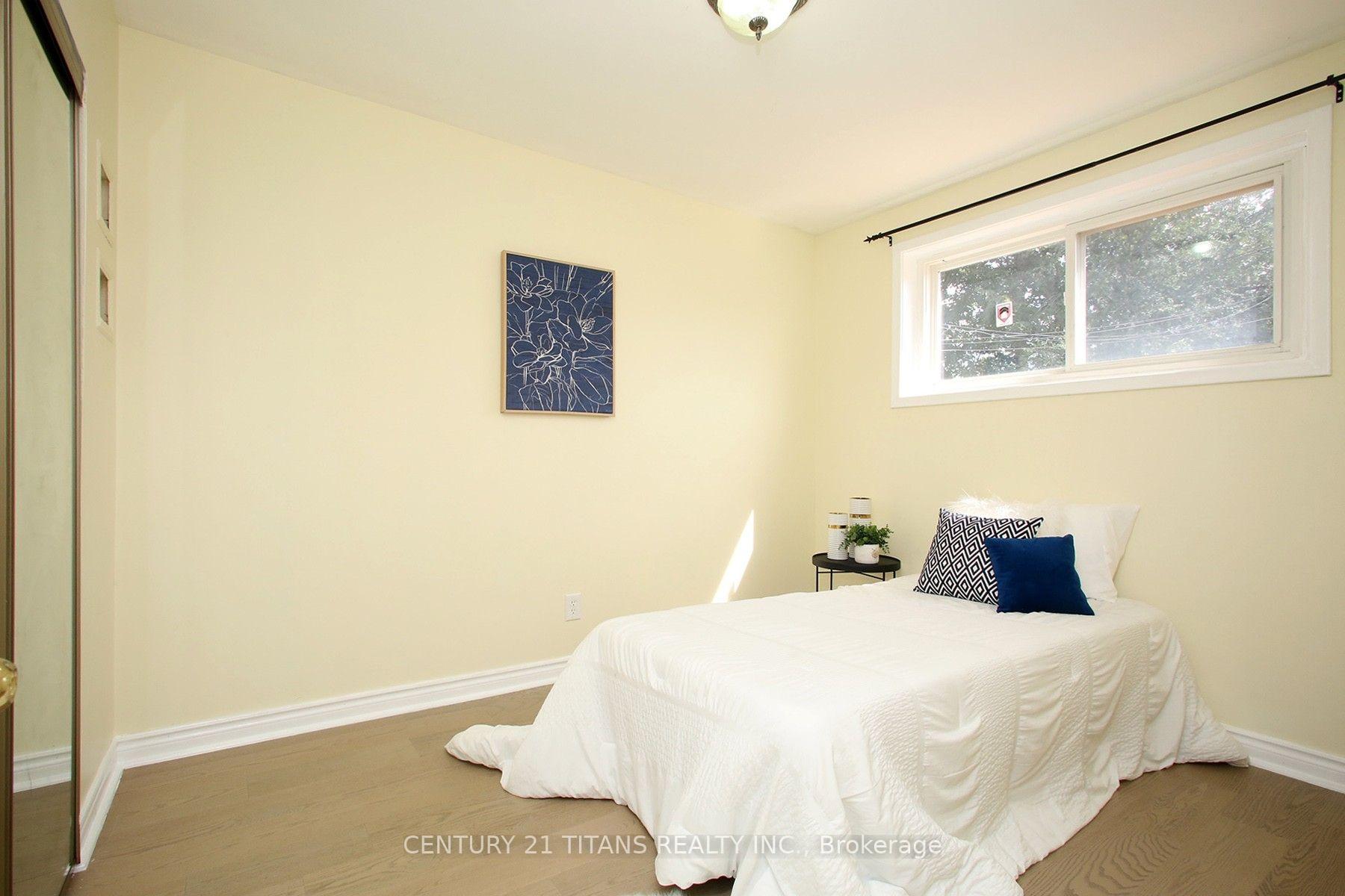 Photo 20 of 31 Monterrey Drive, Etobicoke, Thistletown-Beaumonde Heights — HOMEH