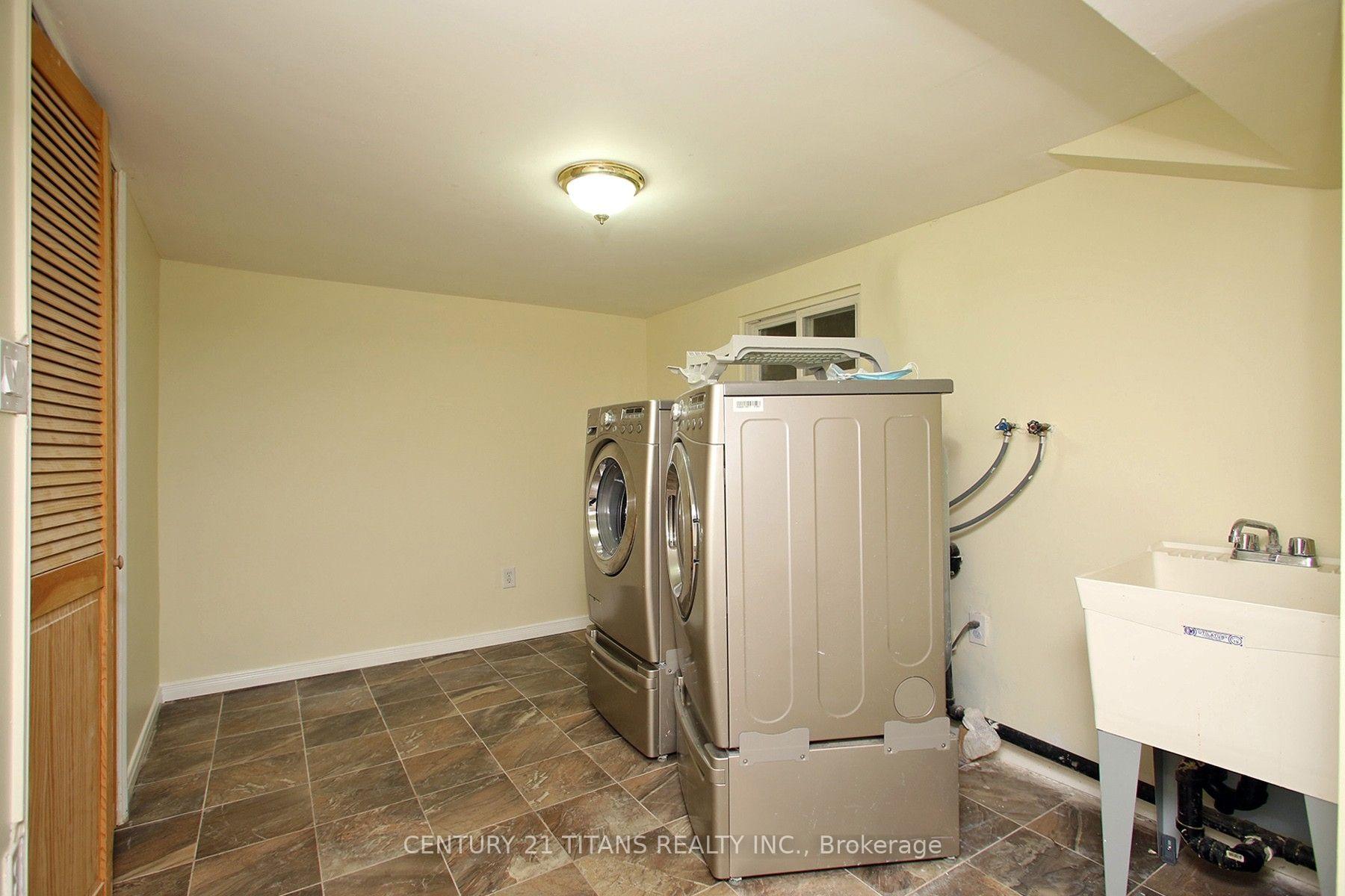 Photo 30 of 31 Monterrey Drive, Etobicoke, Thistletown-Beaumonde Heights — HOMEH