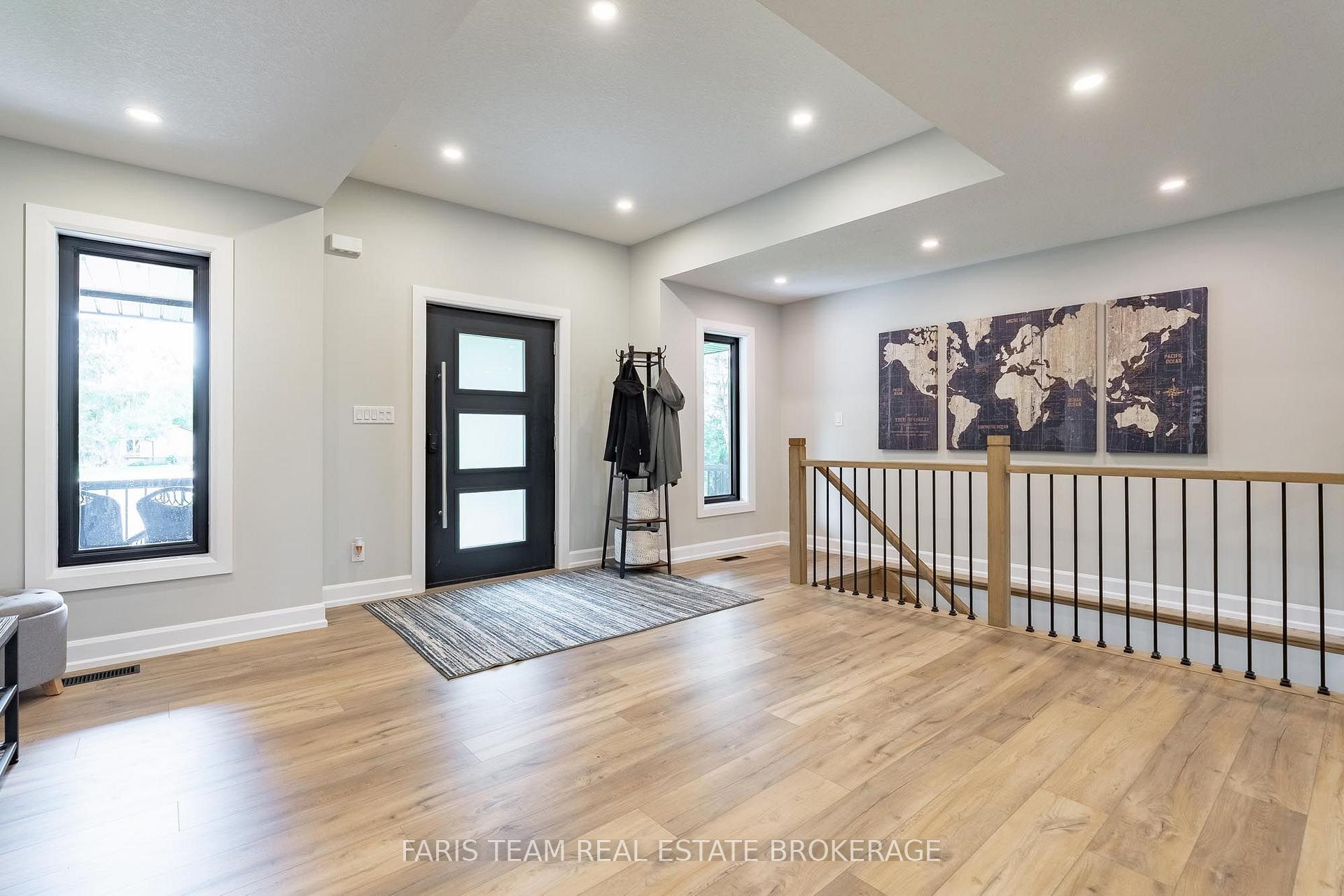 Photo 19 of 223A Hickory Lane, Barrie, Bayshore — HOMEH