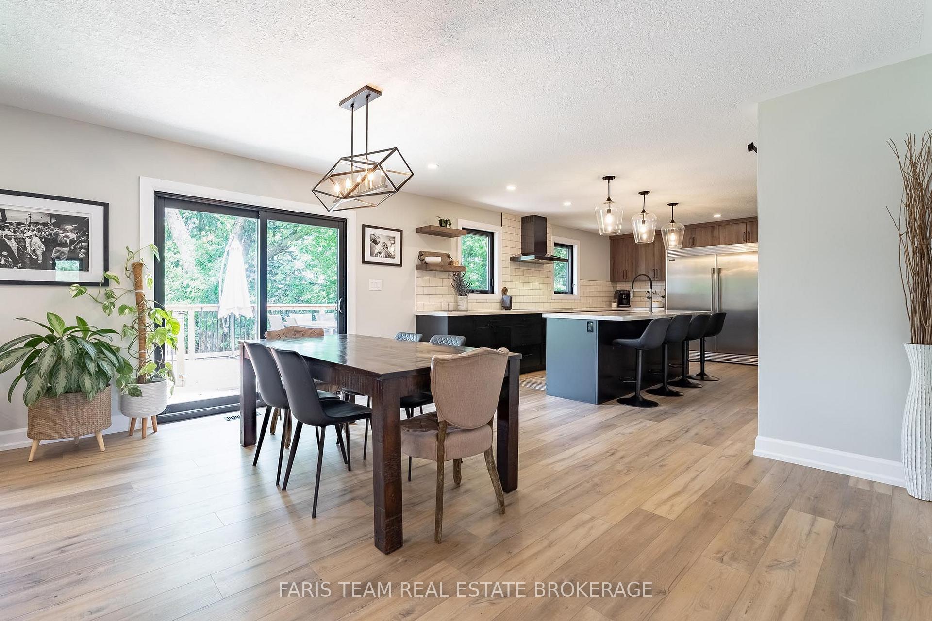 Photo 34 of 223A Hickory Lane, Barrie, Bayshore — HOMEH