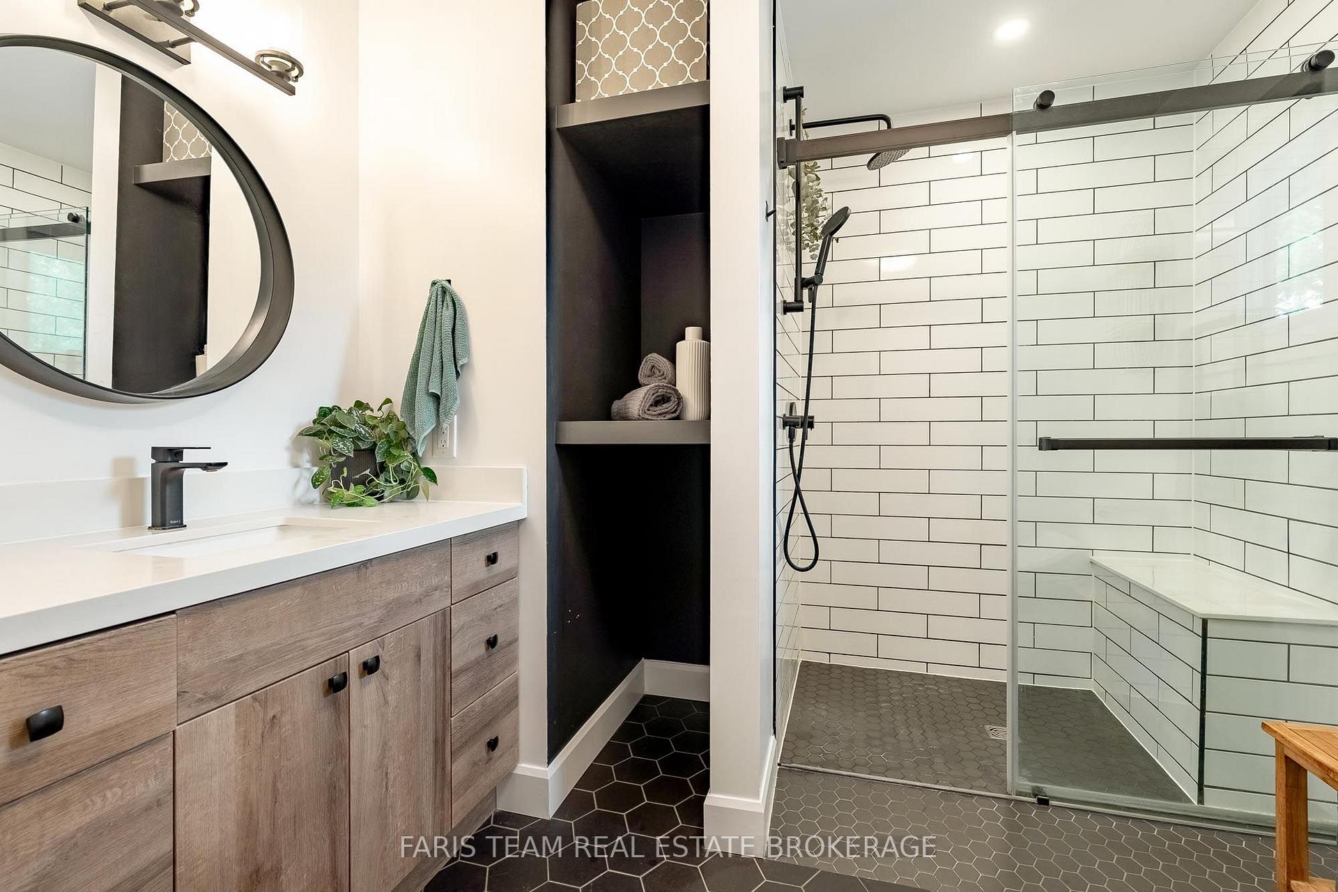 Photo 55 of 223A Hickory Lane, Barrie, Bayshore — HOMEH