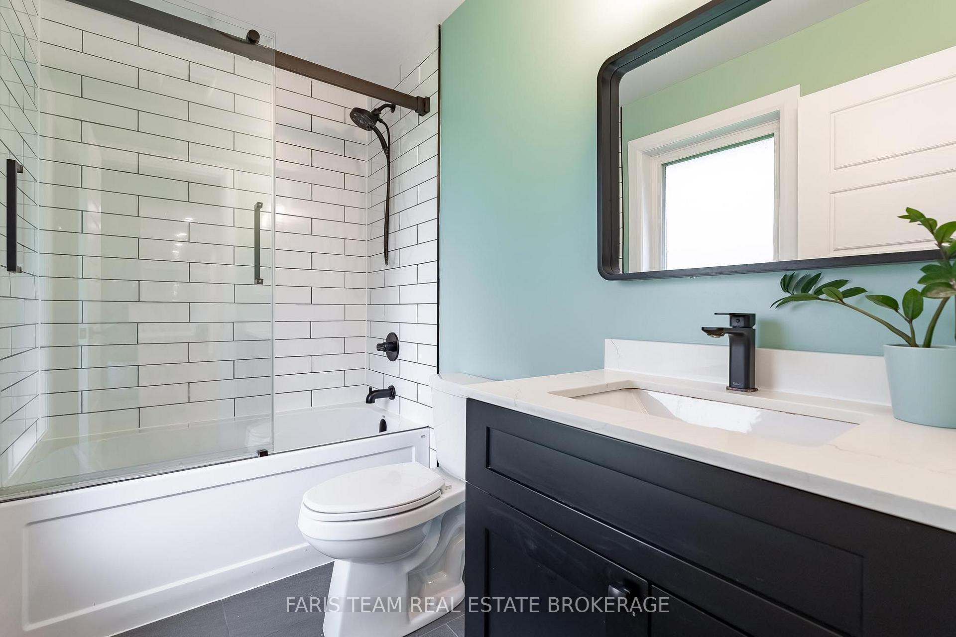 Photo 64 of 223A Hickory Lane, Barrie, Bayshore — HOMEH