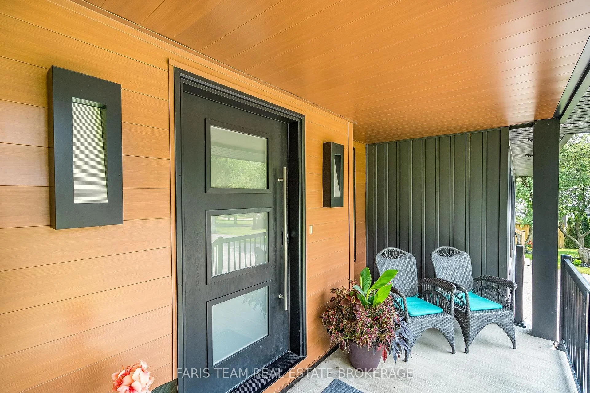 Photo 18 of 223A Hickory Lane, Barrie, Bayshore — HOMEH